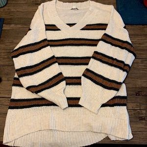 Women’s Oversized American Eagle Sweater - Size M